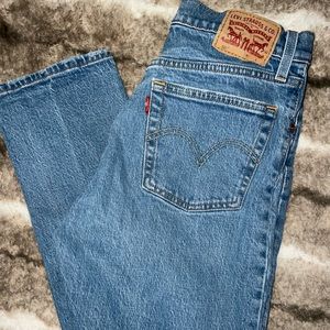 Women’s Levi 501 Jeans
